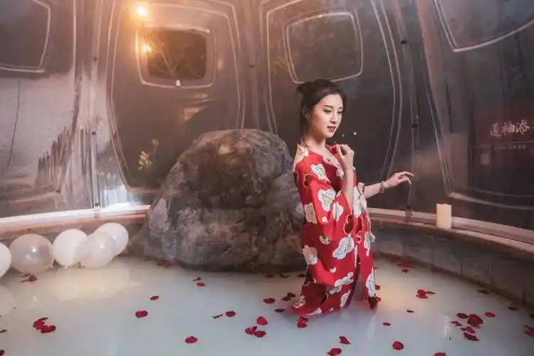 地熱溫泉醫(yī)養(yǎng)行業(yè)賦能新質(zhì)生產(chǎn)力發(fā)展-地熱開發(fā)利用-地大熱能